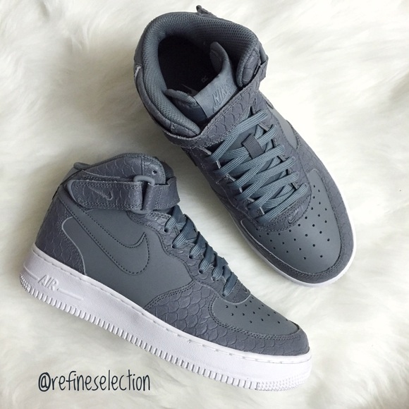 Nike Air Force 1 Mid LV8 GS Cool Grey Sneakers - Picture 3 of 7