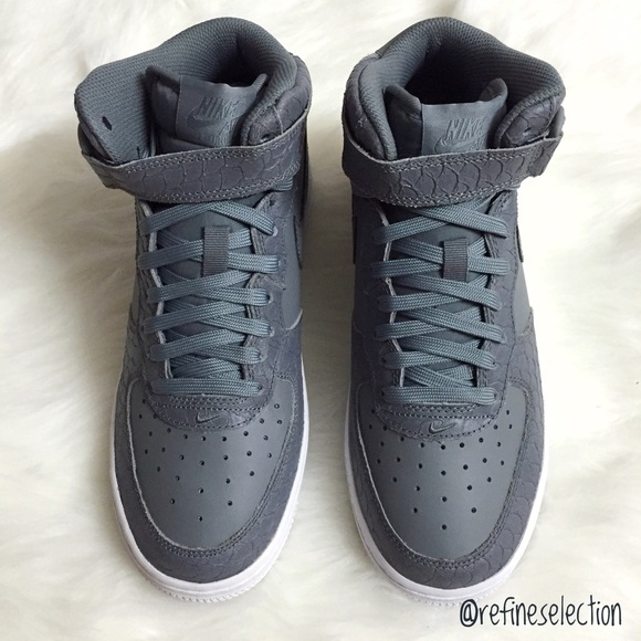 Nike Air Force 1 Mid LV8 GS Cool Grey Sneakers - Picture 4 of 7