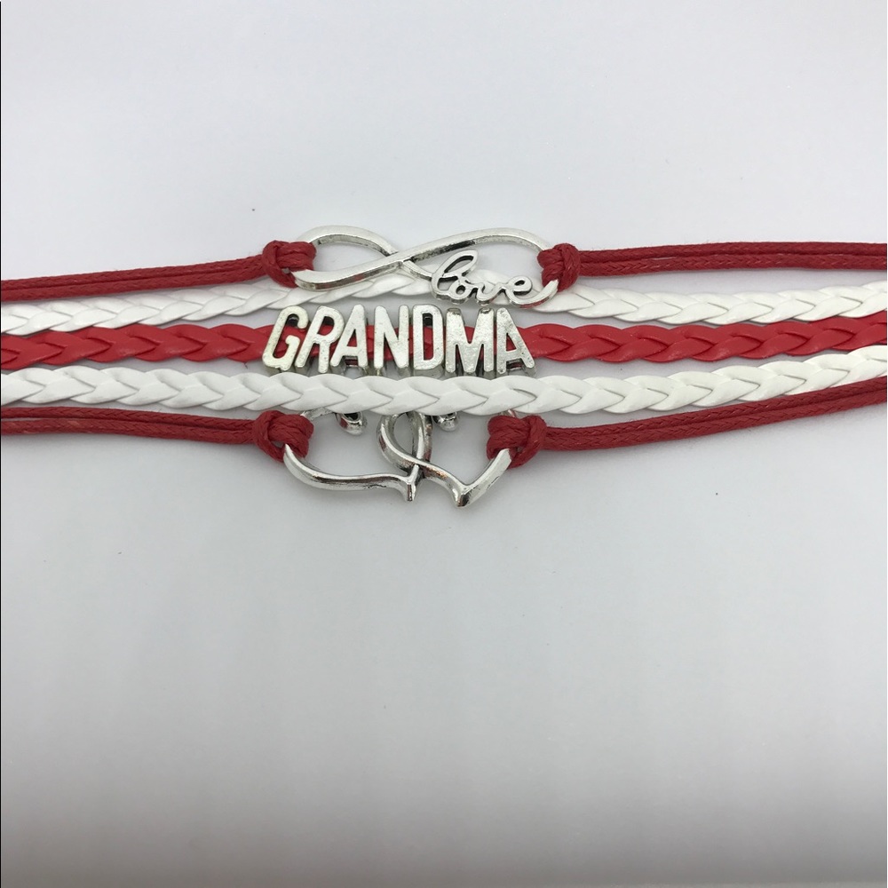🌸 2 for $15 🌸.  GRANDMA BRACELET 💞