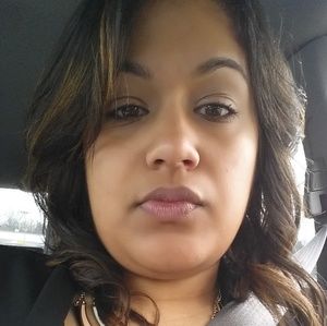 Meet your Posher, Leila