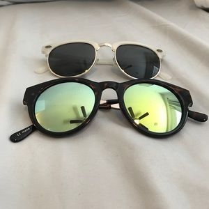Set of 2 sunglasses