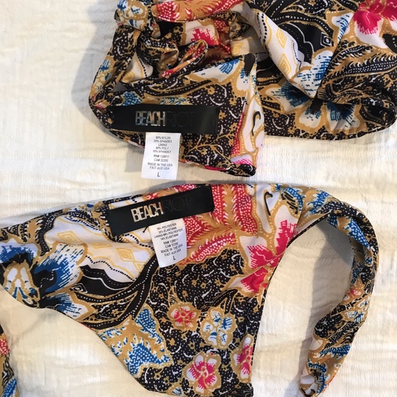 Beach Riot Bikini Set in Le Fleur Size L - Picture 8 of 8