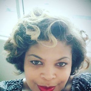 Meet your Posher, Teala