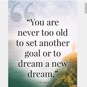 Meet your Posher, Claudia