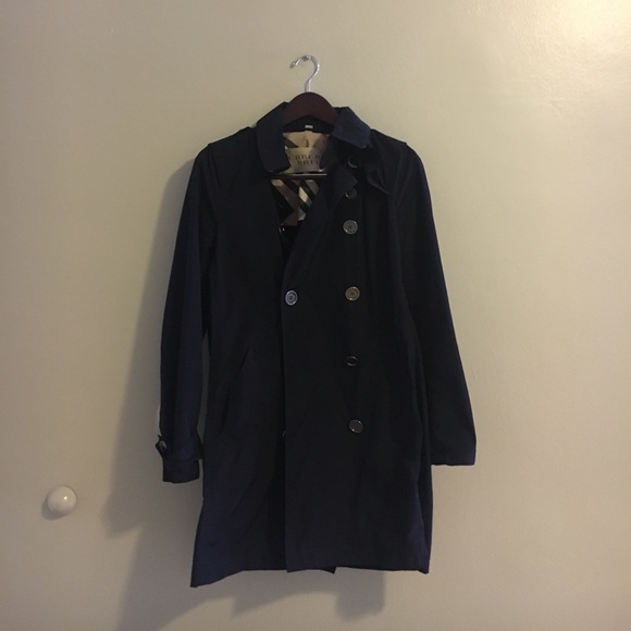 Burberry trench coat - Picture 2 of 4