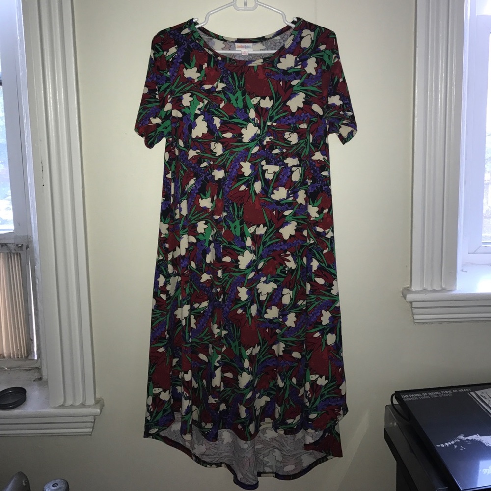 LulaRoe Floral Carly