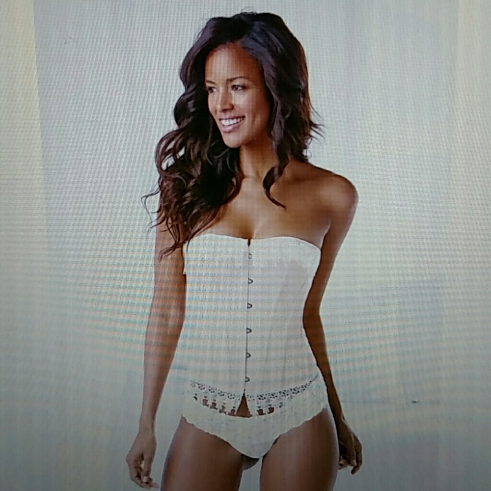 NWT Gorgeous Corset and matching panty