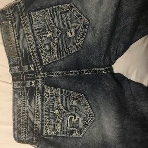 Rock Revival Crop Jeans