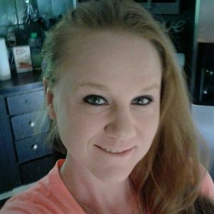 Meet your Posher, Caitlin