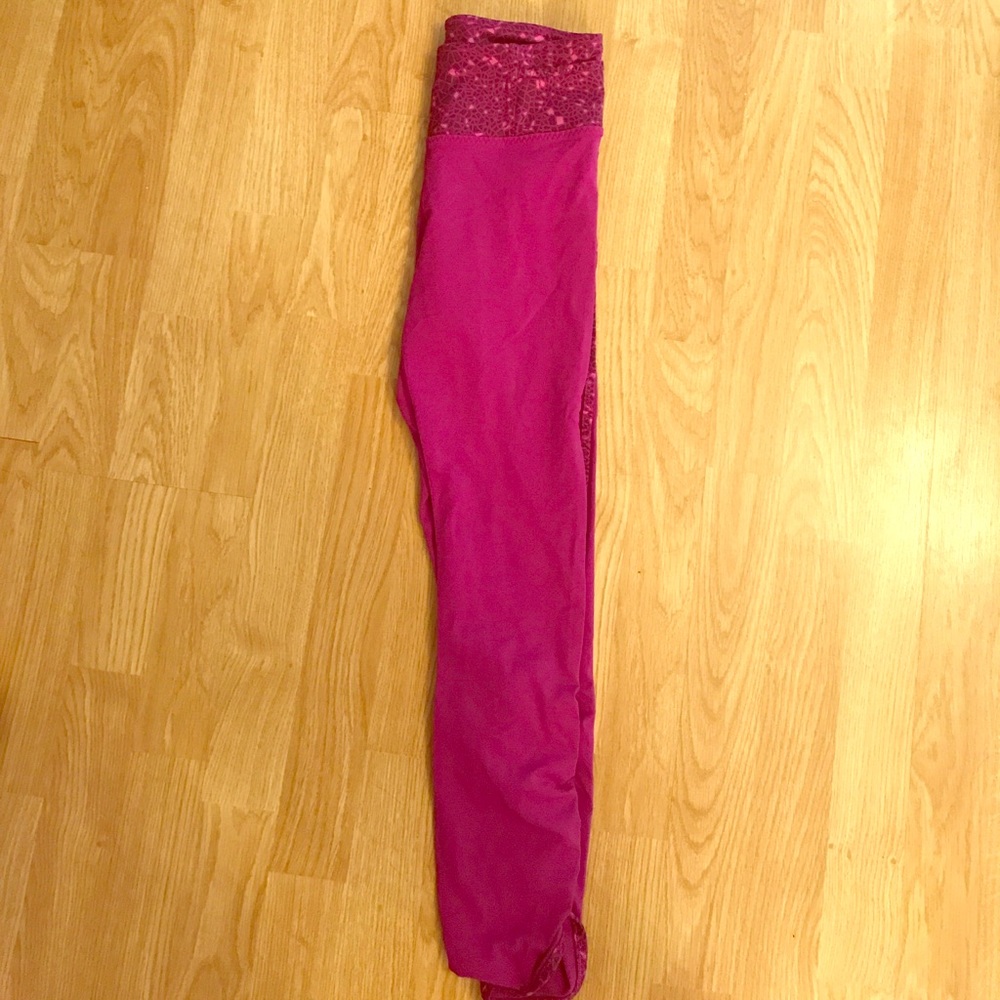 Lululemon Real Quick Tight Regal Plum 7/8
