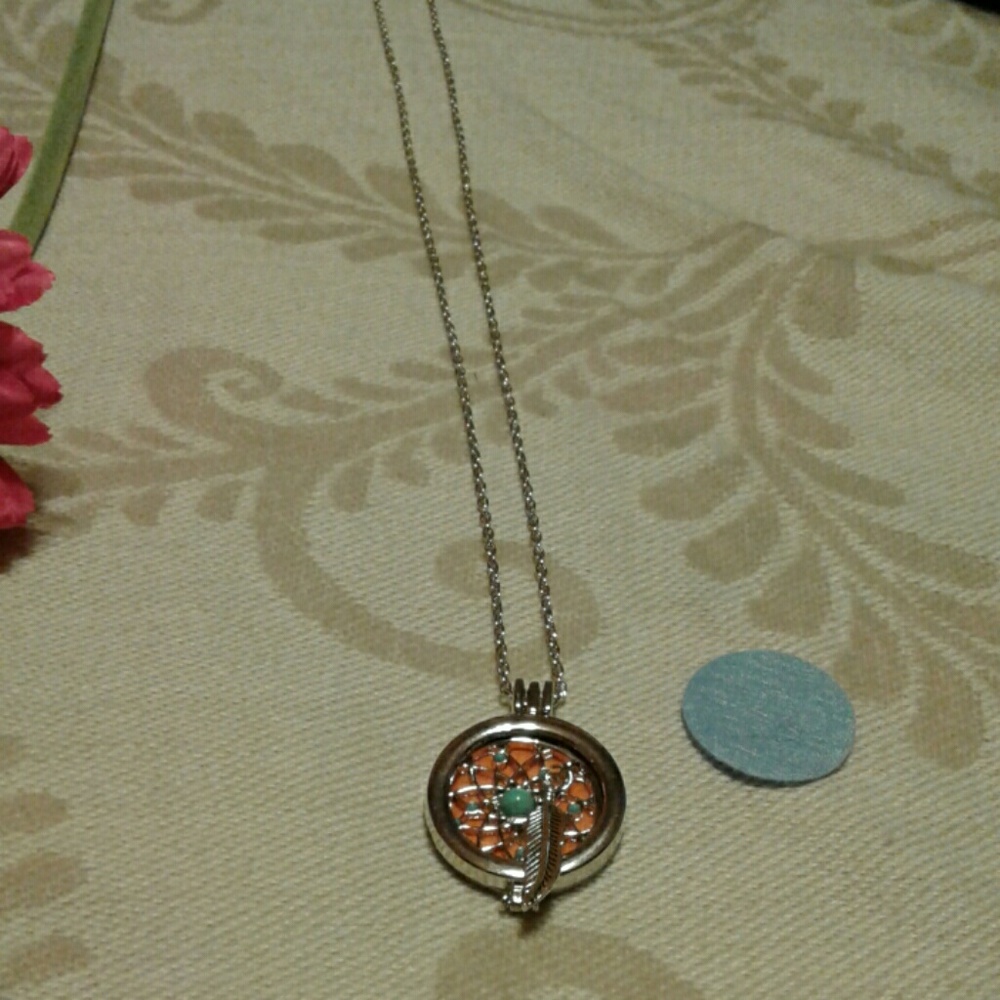 Essential oil necklace