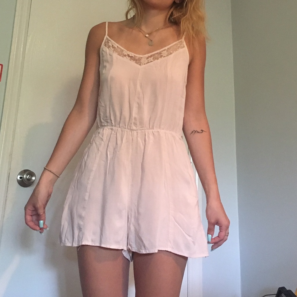 light pink romper (with pockets) !!!!