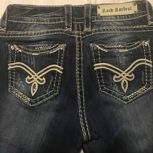 Rock Revival Becky Easy Capri Jeans