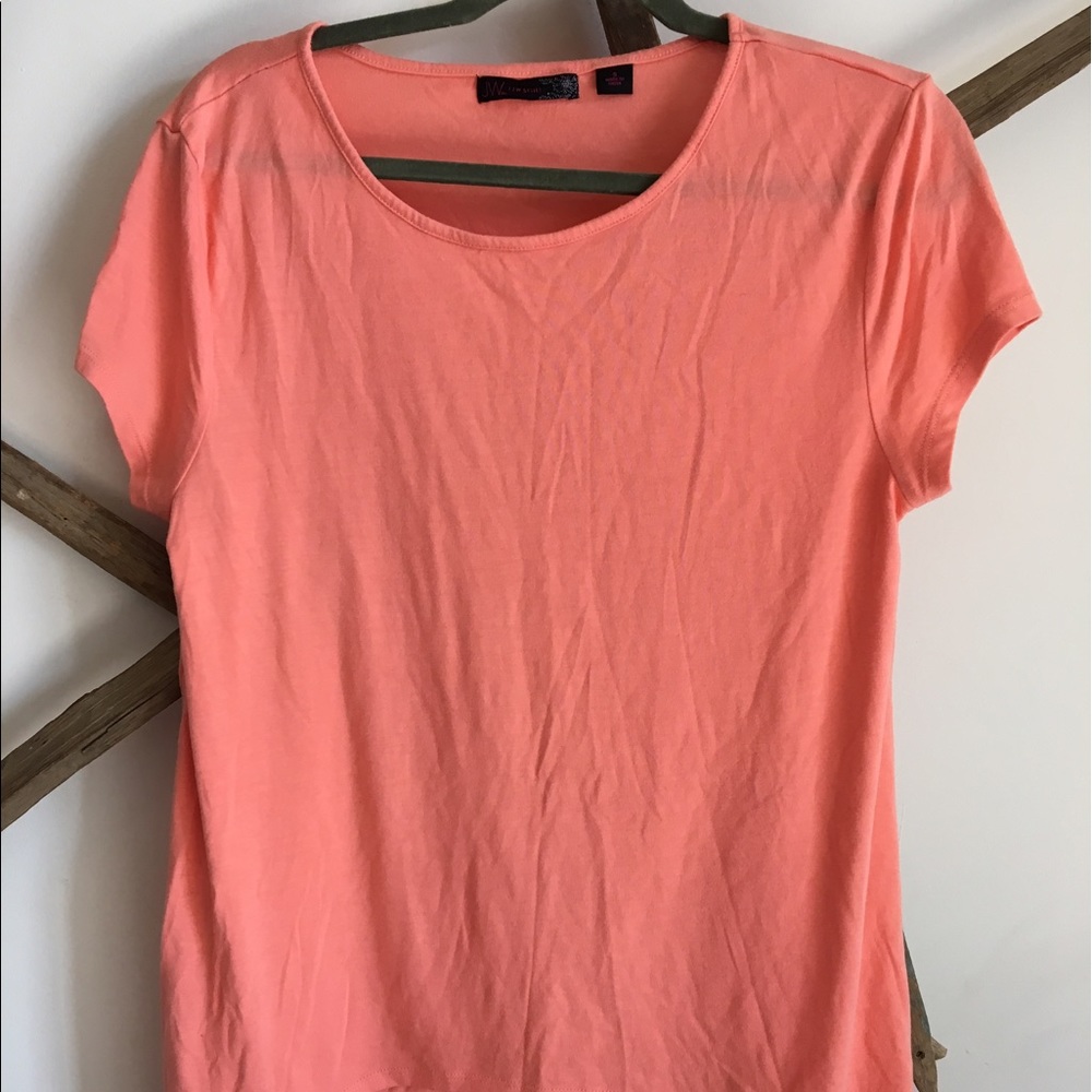Salmon colored t shirt