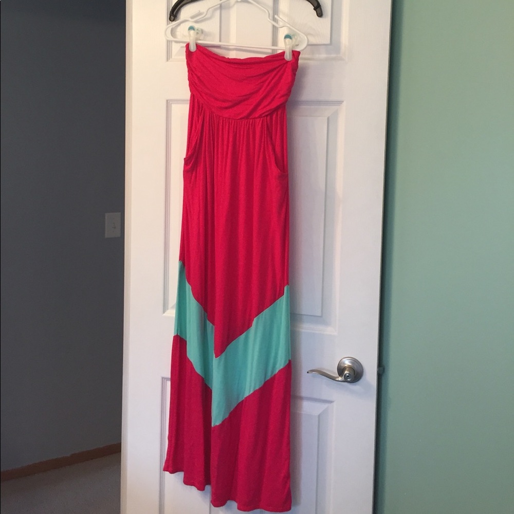Hot pink and teal chevron maxi size medium