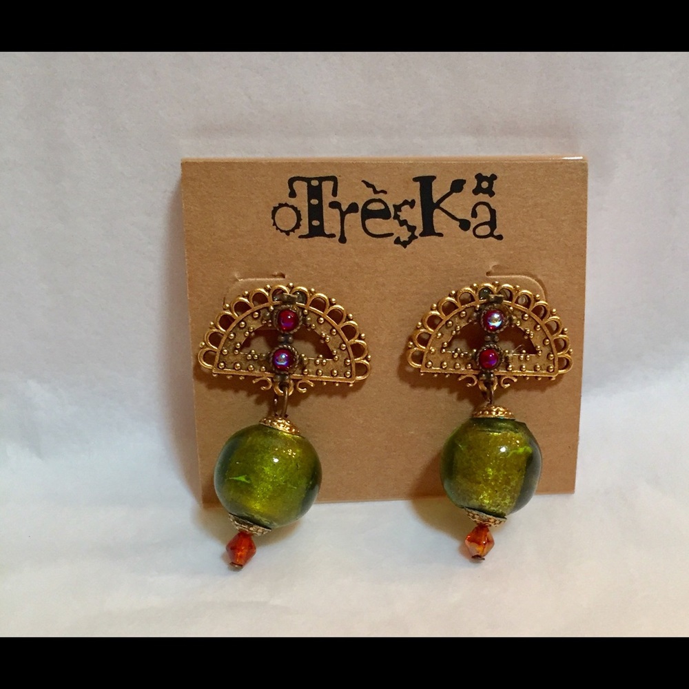oTresKa Spanish influenced Pierced Earrings!