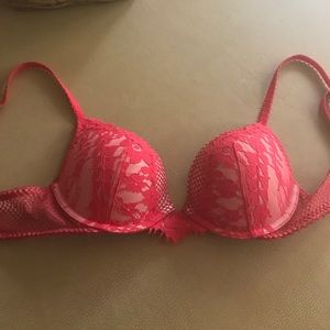 34A VS red dream angles push up bra