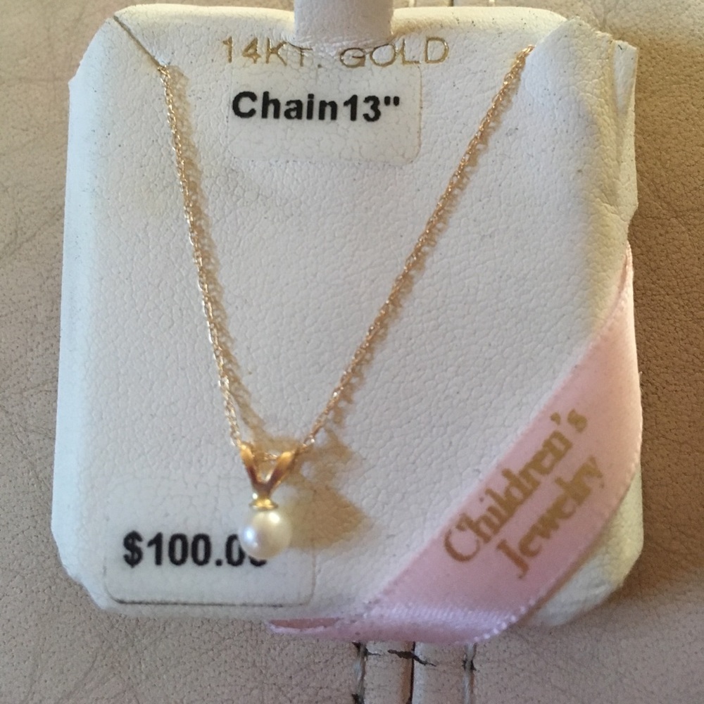 14K gold and pearl necklace