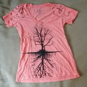 ALRA V-Neck Graphic Tee