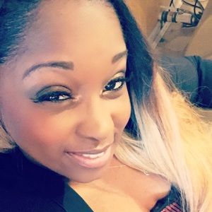 Meet your Posher, Joy