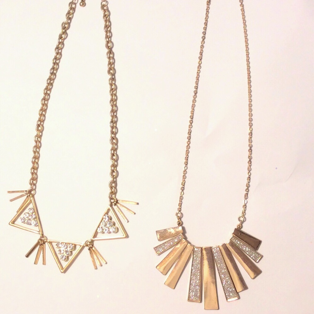 SET OF 2 NECKLACES + MATCHING HOOP EARRINGS