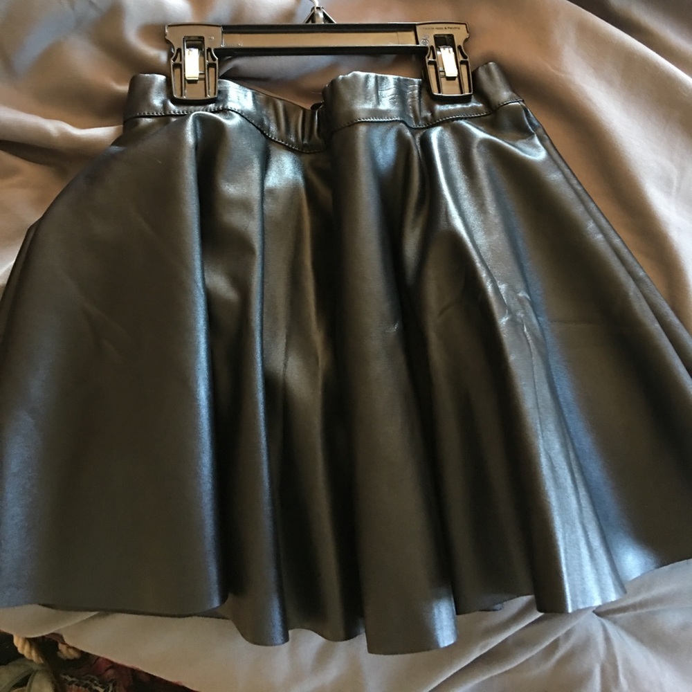 Leather skirt