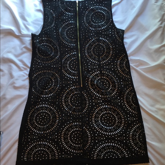 Beautiful Knee Length Dress - Picture 4 of 4