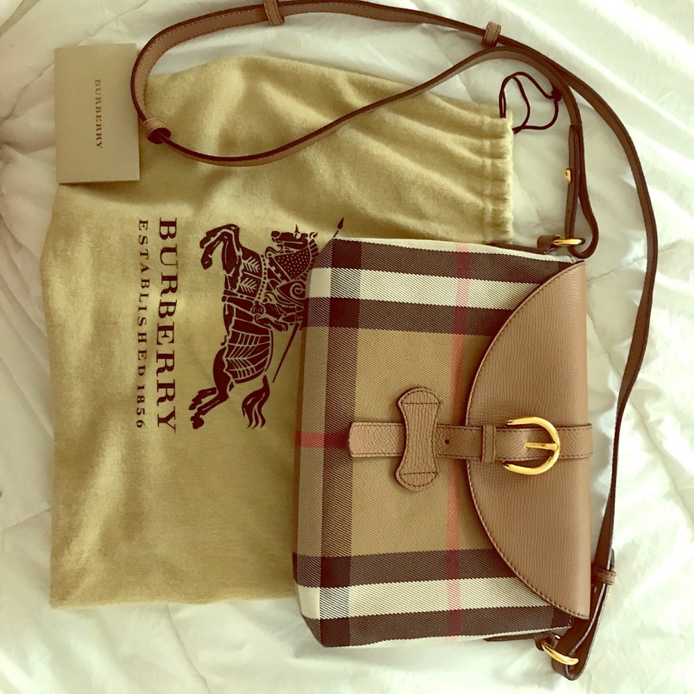 SOLD!! Like New Authentic Burberry Crossbody