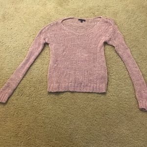 Super cute knit V cut sweater!
