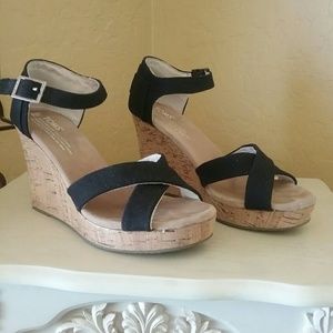 TOMS wedge shoes