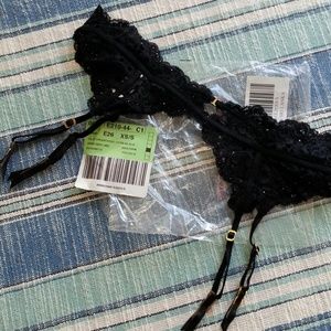 NIB Very Sexy Black Lace Swarovski Garter Belt