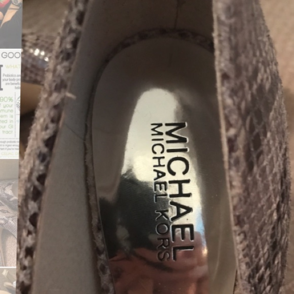 Michael Kors Python Pumps-SOLD OUT!! - Picture 6 of 6
