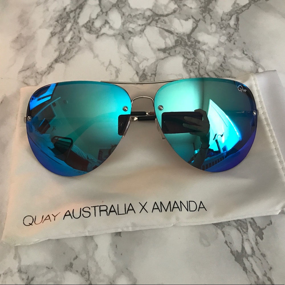 Quay Amanda Steele x Muse