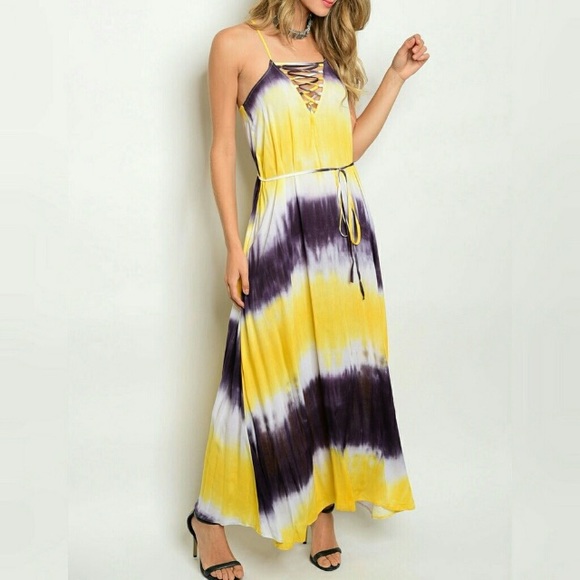 boutique Dresses & Skirts - 💝ONE left! Sexy BOHO lace up tie dye maxi dress!