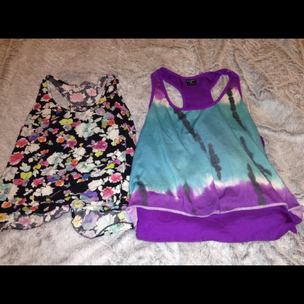 Urvana: tank top & Stranded: Tank top