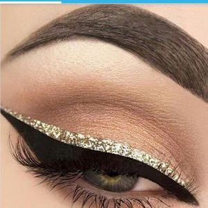 Meet your Posher, Deanna