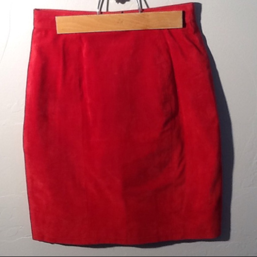 Global Identity Red Leather Skirt - Picture 2 of 5