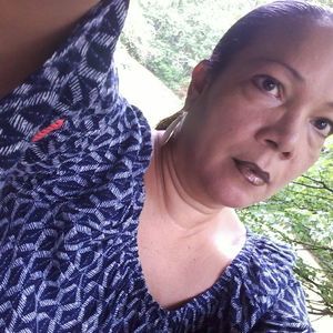 Meet your Posher, Iris