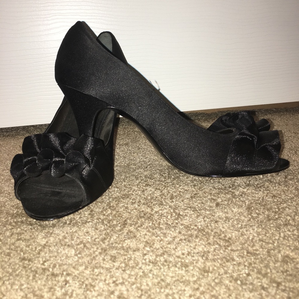 Black heels