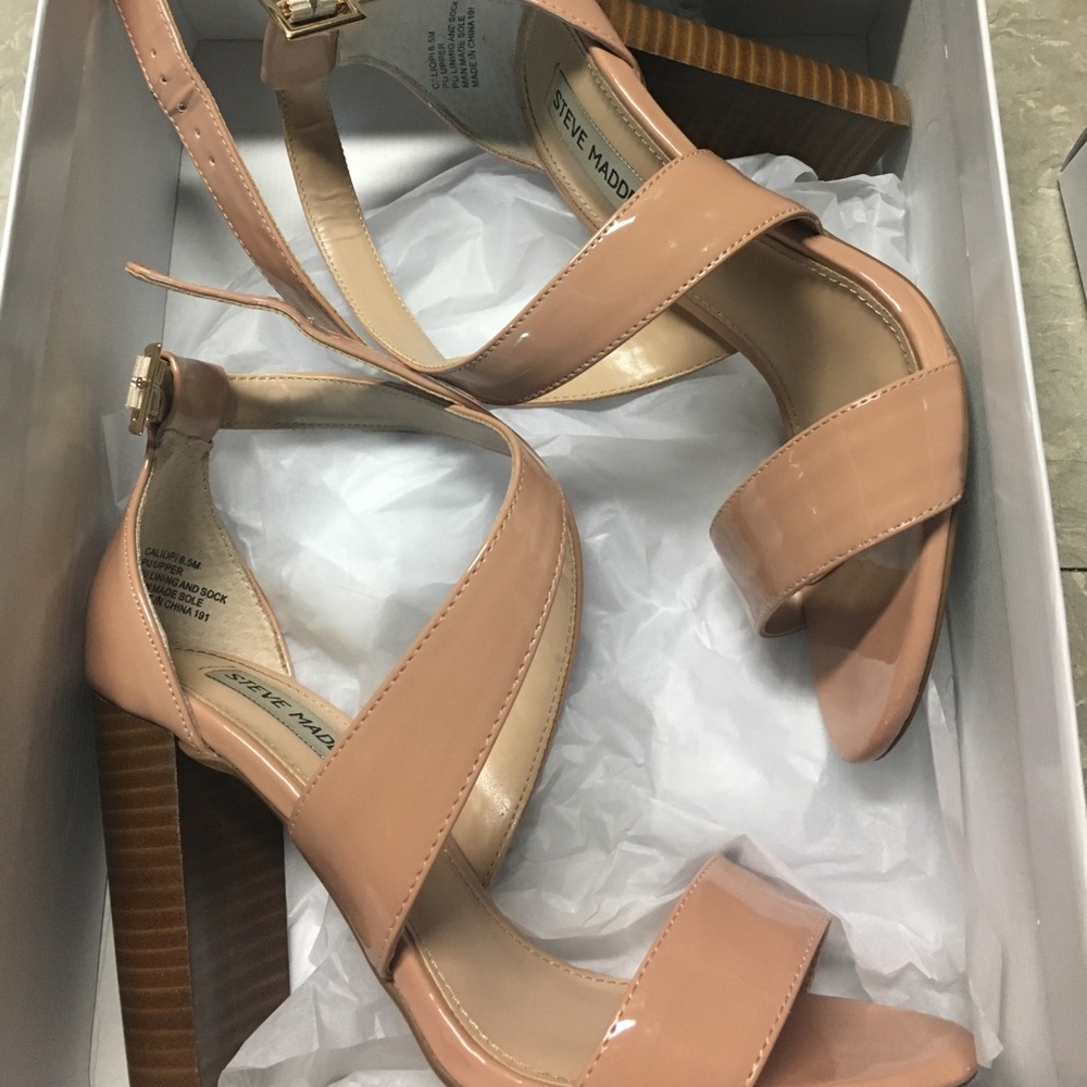 Steve Madden blush wedges