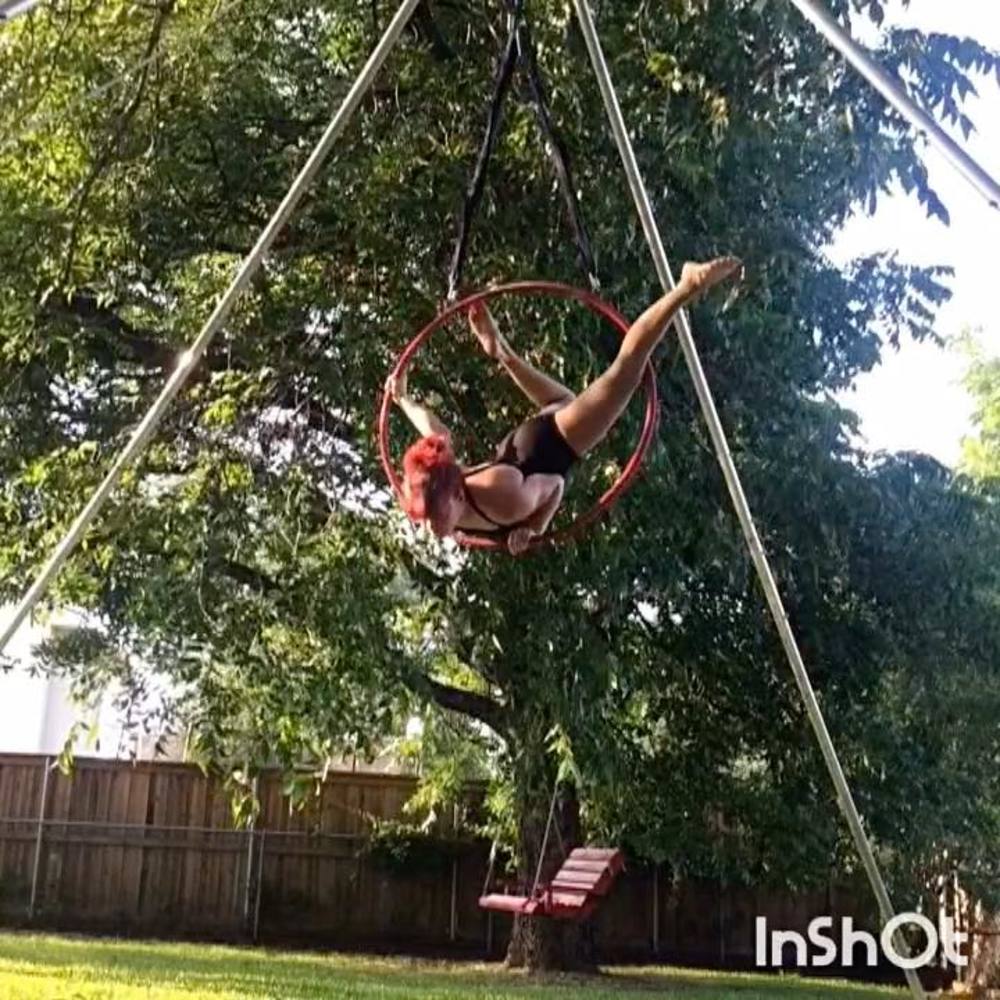 Meet your Posher, Toni