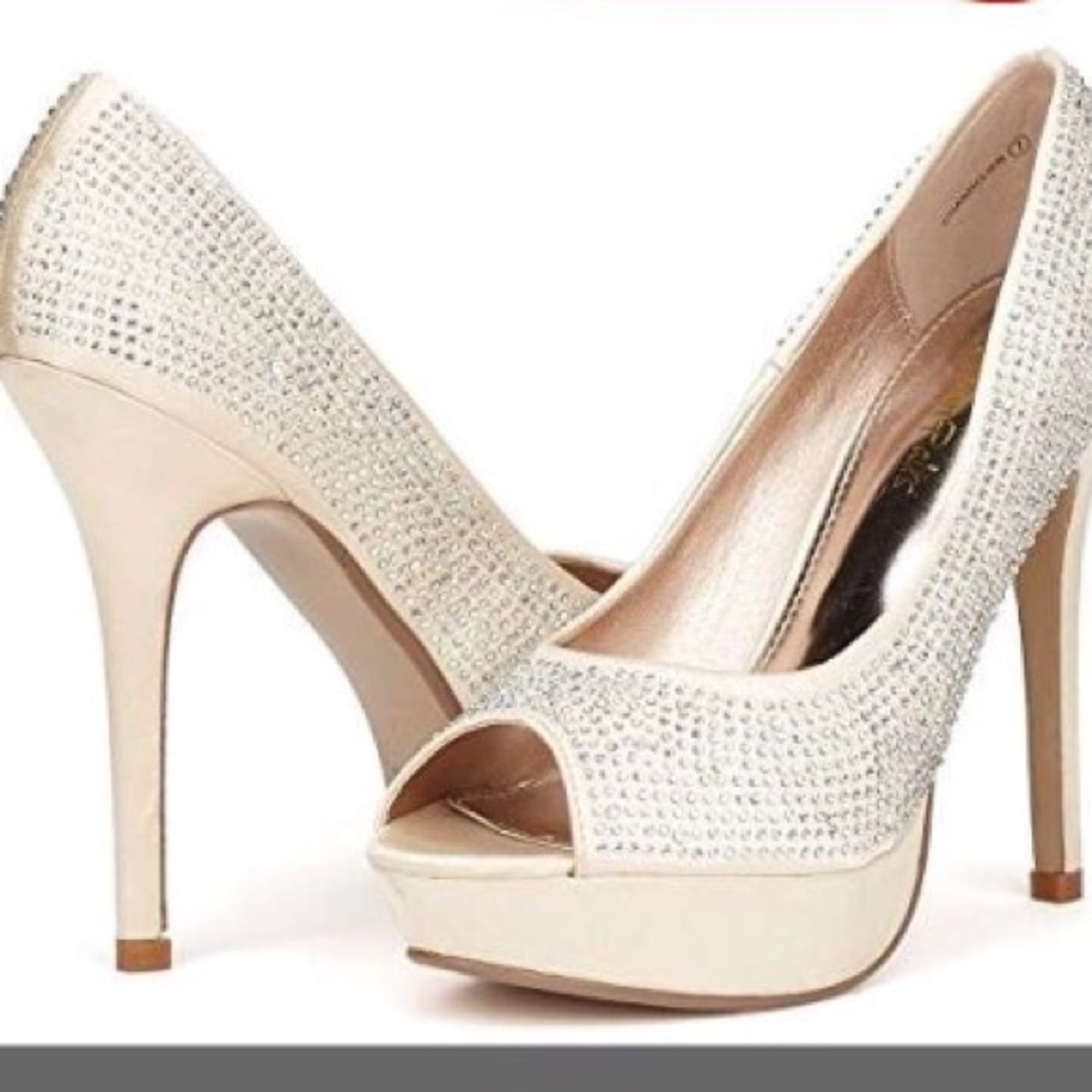 Champagne stiletto pumps
