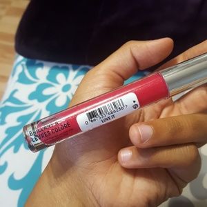 Love it VS lip gloaa
