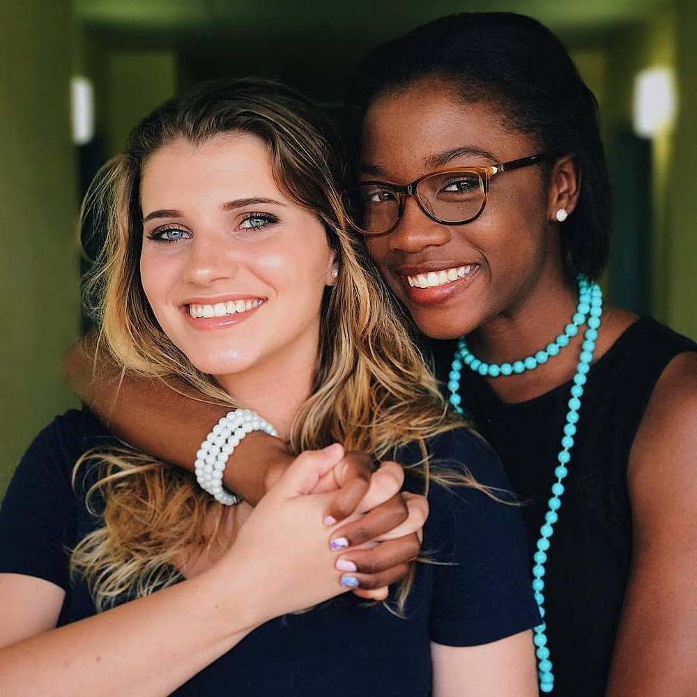 Meet your Posher, Victoria