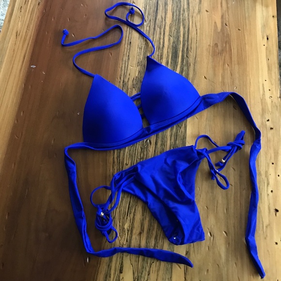 💥HP💥 Top Royal Blue Bikini! 5⭐️ - Picture 5 of 8