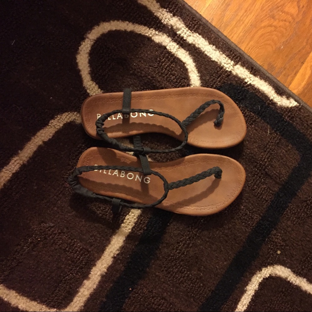 Black thong sandals