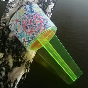 Lilly Pulitzer Beach Drink Holder