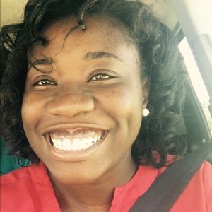 Meet your Posher, Nina