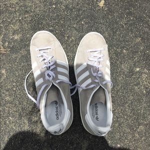 Adidas Sneakers