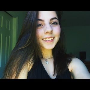 Meet your Posher, Mikayla